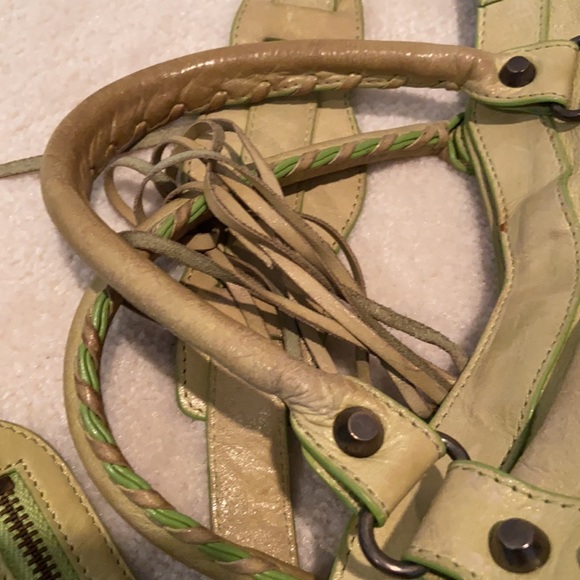 Besso City Fringe Bag - Picture 9 of 13